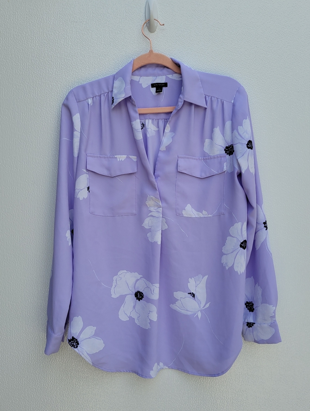 Ann Taylor Size S Women Lavender Floral Button-Front Blouse - Unknown Brand